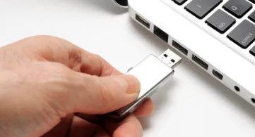 危险的新恶意软件可以破解加密的USB驱动器